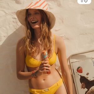 Kerri Rosenthal bucket hat